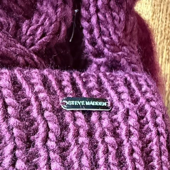 Steve Madden Women’s Burgundy Knit Hat with Black Pom and Scarf Set - Picture 3 of 4